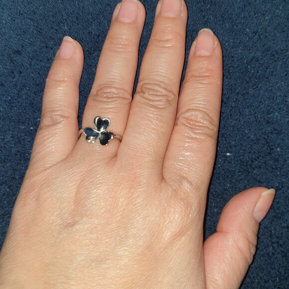 Elegant Vintage18k White Gold High-Quality Diamond Golden Dew Flower Ring - Picture 8 of 14